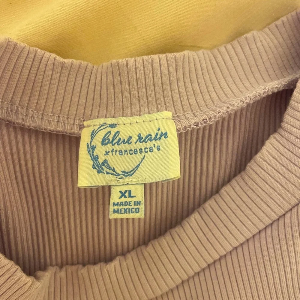 Francesca’s Ruffle Top - Picture 3 of 3